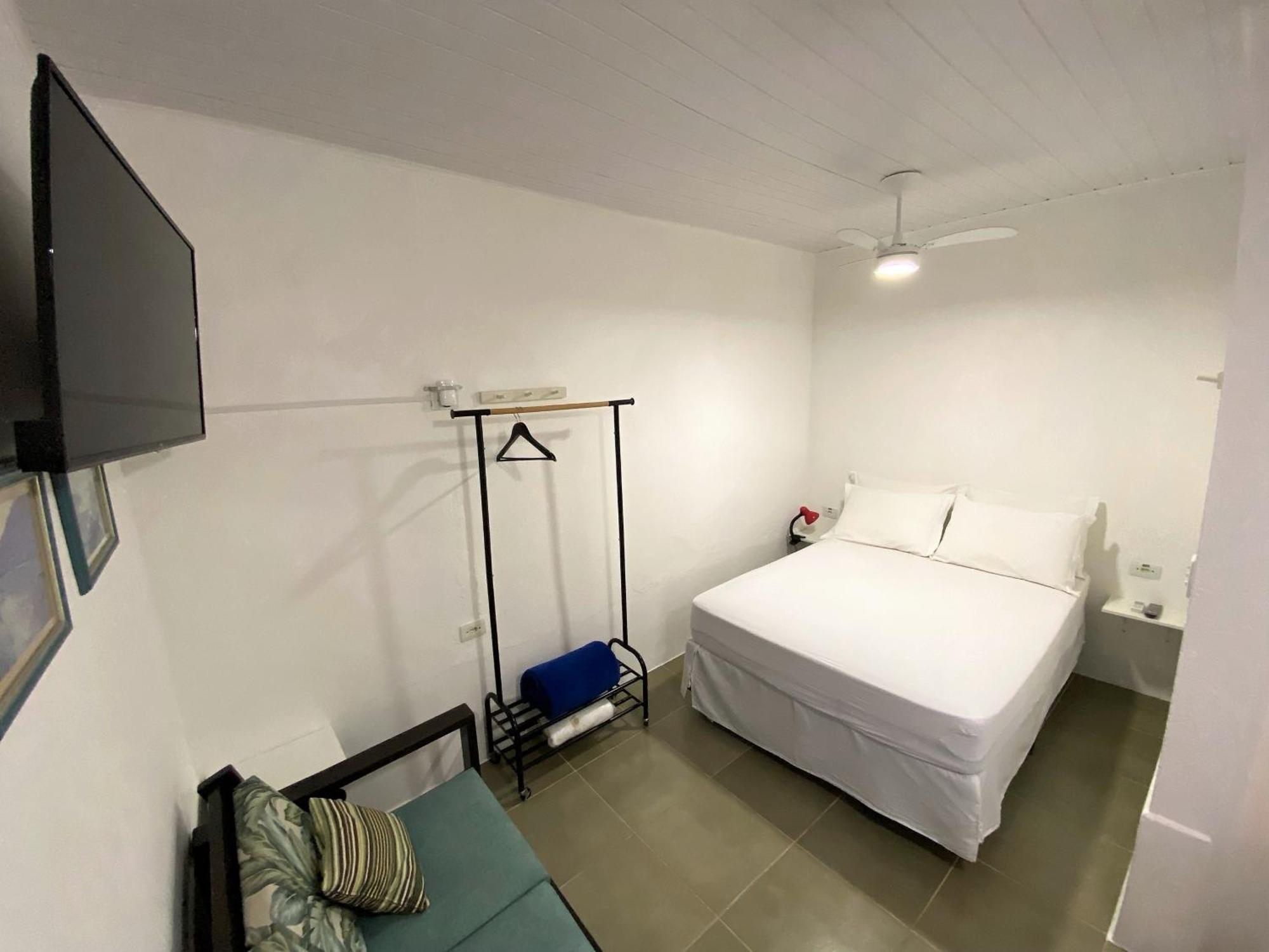 Jatai Guest House Ubatuba Room photo
